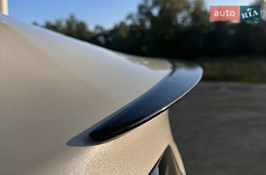 Седан Tesla Model 3 2021 в Чернигове