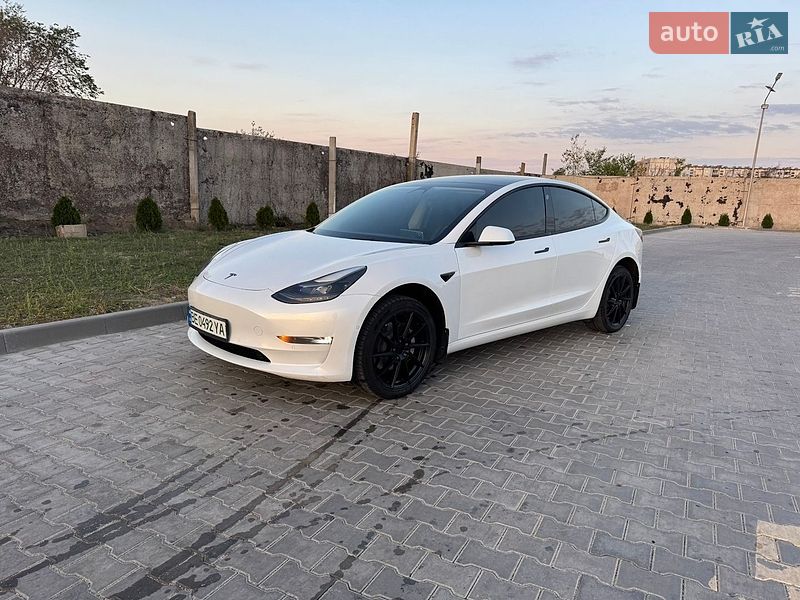 Седан Tesla Model 3 2021 в Вознесенске Седан Tesla Model 3 2021 в Вознесенске