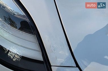 Седан Tesla Model 3 2019 в Ковелі