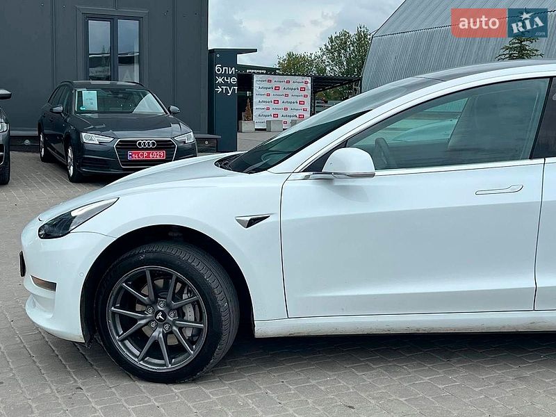 Седан Tesla Model 3 2020 в Дрогобыче фото 5 Седан Tesla Model 3 2020 в Дрогобыче