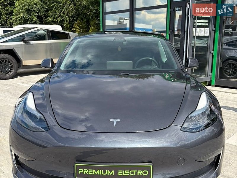 Седан Tesla Model 3 2021 в Киеве фото 5 Седан Tesla Model 3 2021 в Киеве