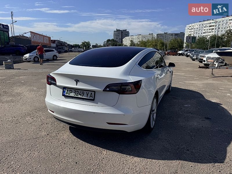 Седан Tesla Model 3 2018 в Запорожье