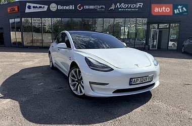 Седан Tesla Model 3 2018 в Запорожье