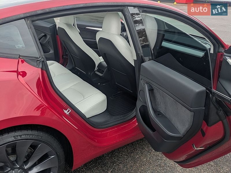 Седан Tesla Model 3 2023 в Києві фото 19 Седан Tesla Model 3 2023 в Києві