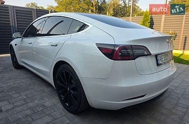 Седан Tesla Model 3 2020 в Дніпрі