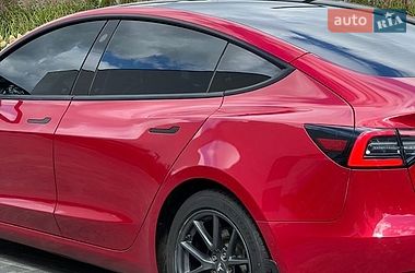 Седан Tesla Model 3 2022 в Луцке