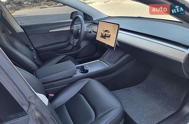 Седан Tesla Model 3 2022 в Житомирі