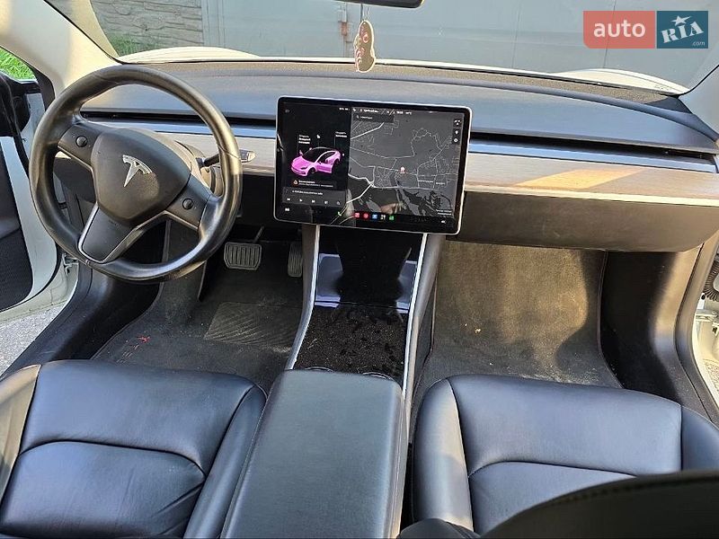 Седан Tesla Model 3 2019 в Днепре
