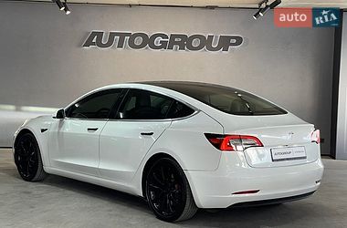 Седан Tesla Model 3 2020 в Одессе