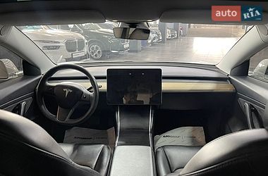 Седан Tesla Model 3 2020 в Одессе