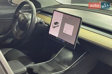 Седан Tesla Model 3 2020 в Одессе