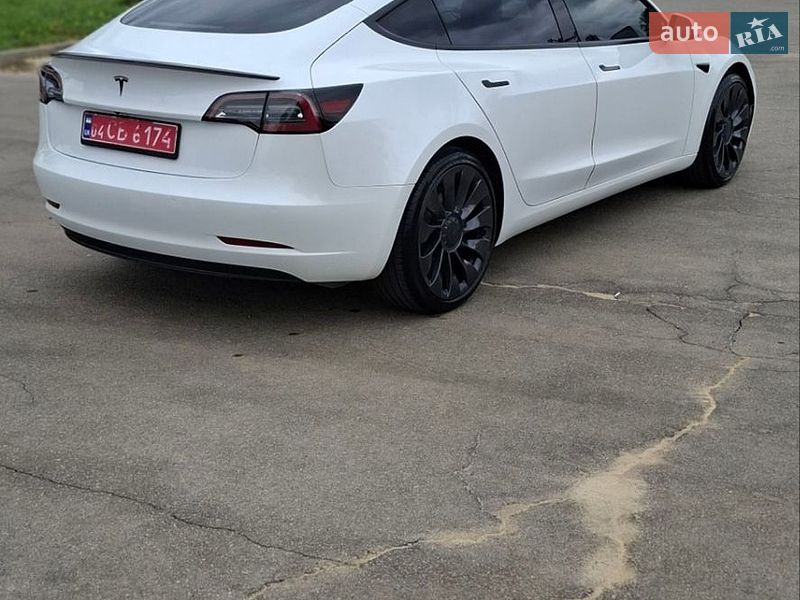 Седан Tesla Model 3 2021 в Харькове