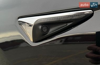 Седан Tesla Model 3 2019 в Києві