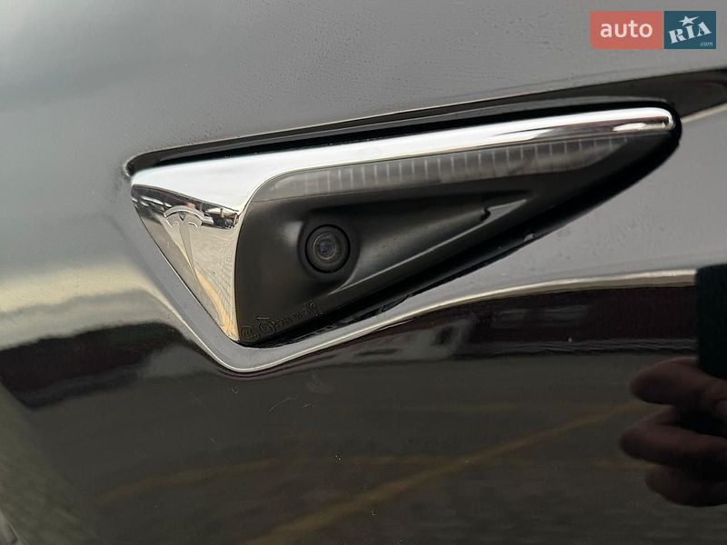Седан Tesla Model 3 2019 в Києві