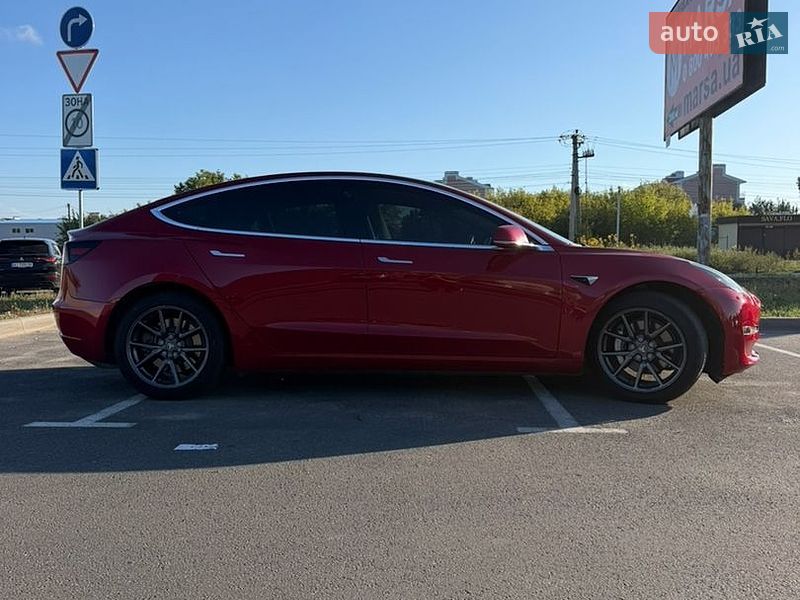 Седан Tesla Model 3 2019 в Белогородке фото 7 Седан Tesla Model 3 2019 в Белогородке
