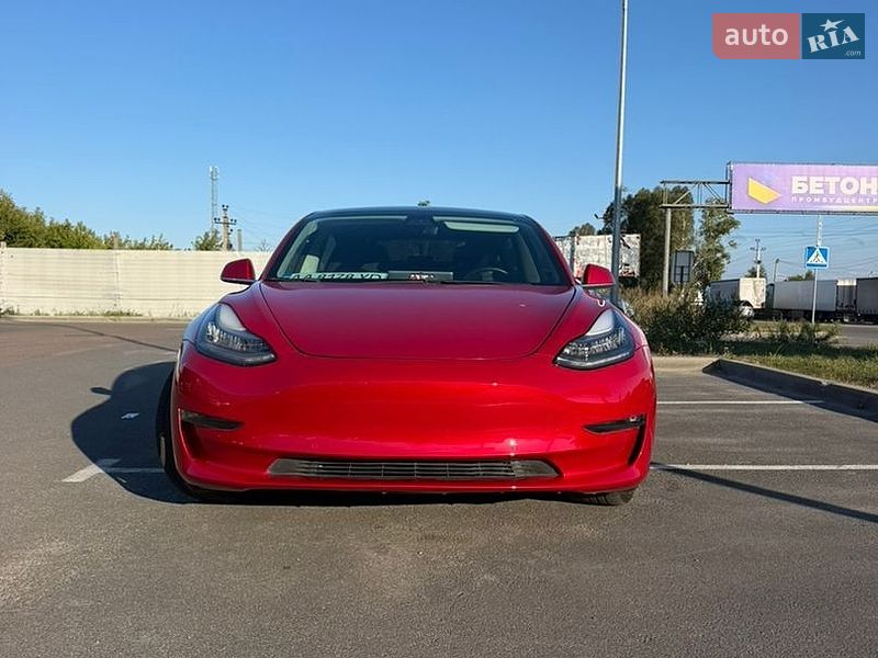 Седан Tesla Model 3 2019 в Белогородке фото Седан Tesla Model 3 2019 в Белогородке