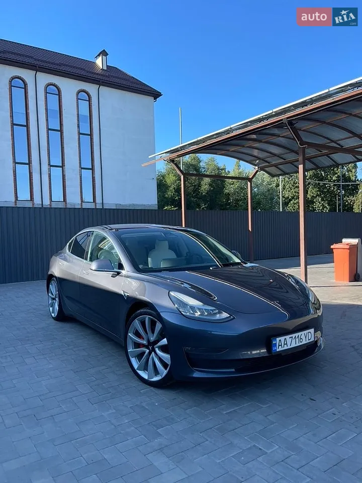 Tesla Model 3