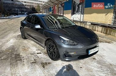 Седан Tesla Model 3 2022 в Одесі