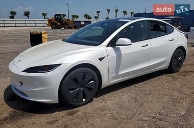 Седан Tesla Model 3 2024 в Львові фото Седан Tesla Model 3 2024 в Львові