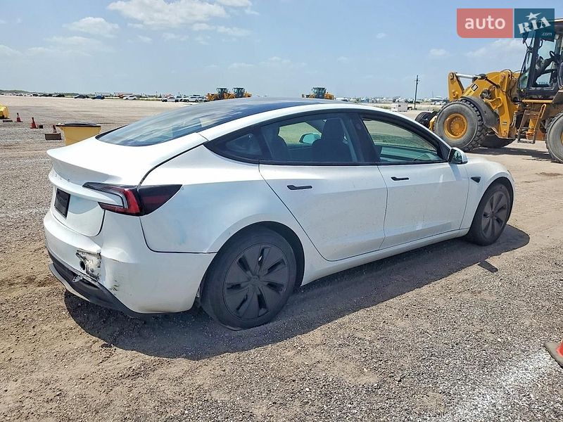 Седан Tesla Model 3 2024 в Львові фото 3 Седан Tesla Model 3 2024 в Львові