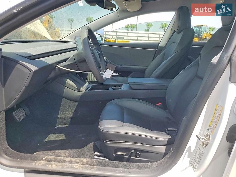 Седан Tesla Model 3 2024 в Львові фото 7 Седан Tesla Model 3 2024 в Львові