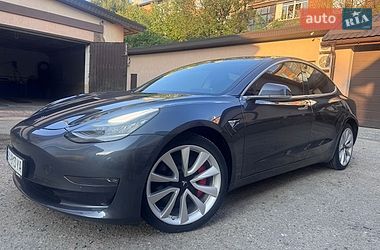 Седан Tesla Model 3 2019 в Харькове