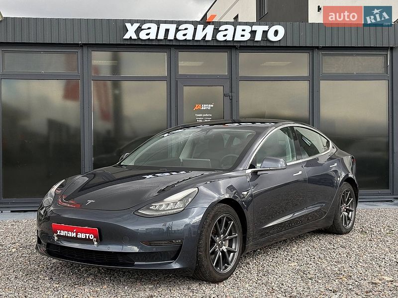 Tesla Model 3 2019 Tesla Model 3 2019