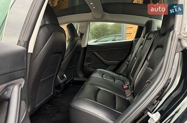 Седан Tesla Model 3 2023 в Шептицькому фото 41 Седан Tesla Model 3 2023 в Шептицькому