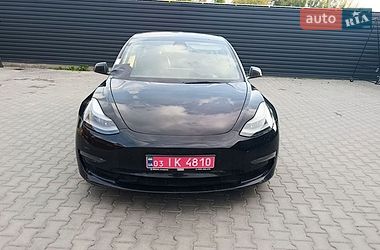 Седан Tesla Model 3 2023 в Луцке
