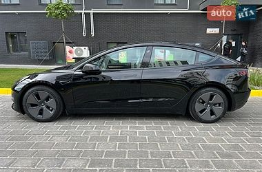 Седан Tesla Model 3 2022 в Ровно