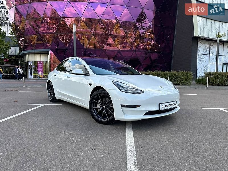 Tesla Model 3 2018 Tesla Model 3 2018