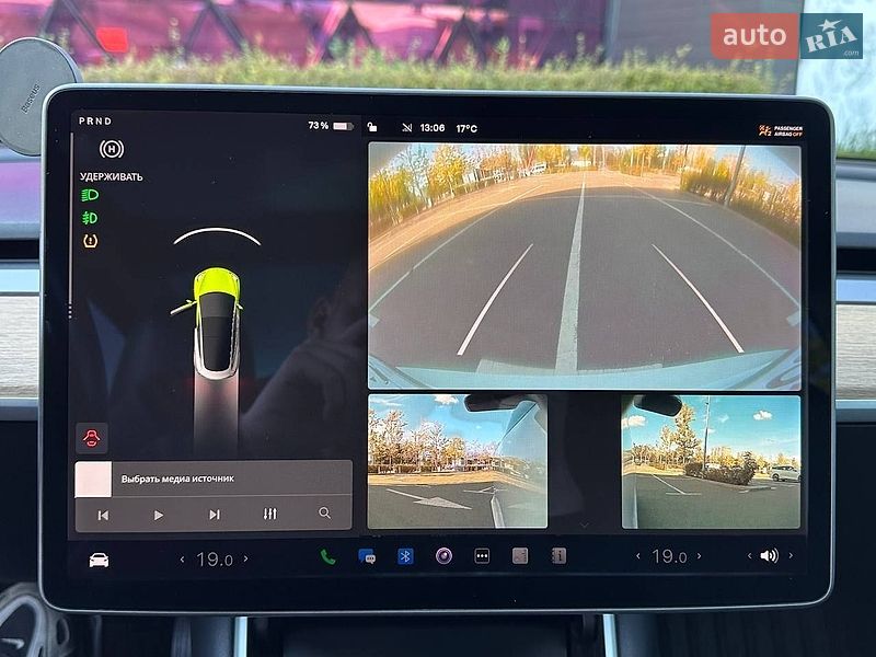 Седан Tesla Model 3 2018 в Києві