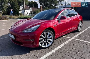 Седан Tesla Model 3 2019 в Киеве