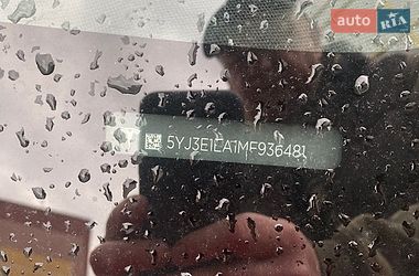 Седан Tesla Model 3 2021 в Ровно