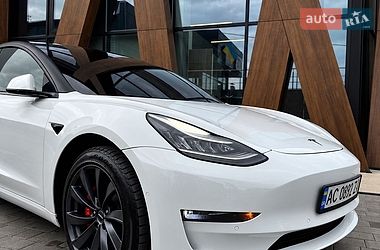 Седан Tesla Model 3 2018 в Луцке