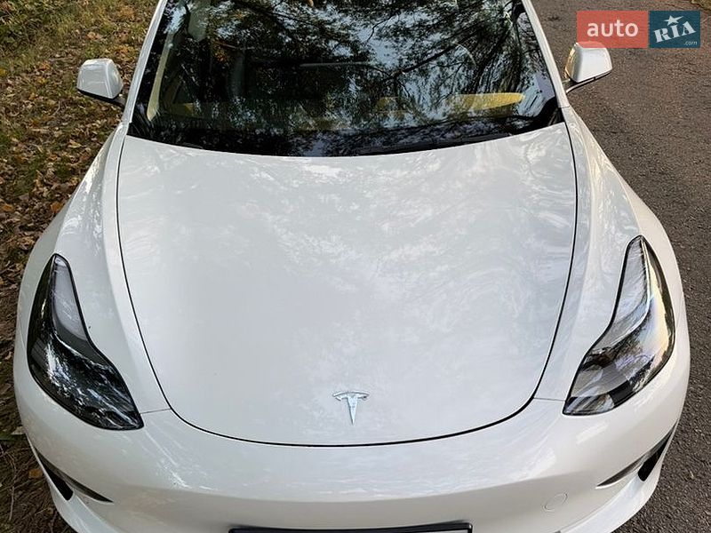 Седан Tesla Model 3 2021 в Днепре