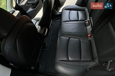 Седан Tesla Model 3 2023 в Тернополі