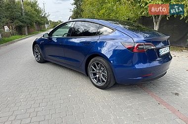 Седан Tesla Model 3 2022 в Львові