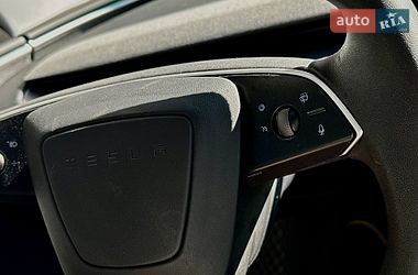 Седан Tesla Model 3 2024 в Києві