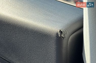 Седан Tesla Model 3 2018 в Киеве