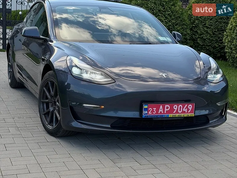 Tesla Model 3