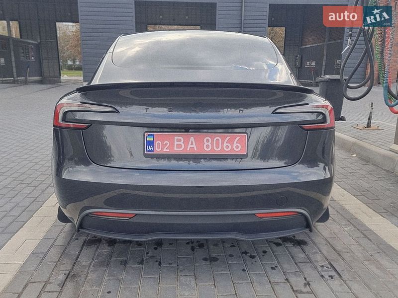 Седан Tesla Model 3 2025 в Кропивницькому