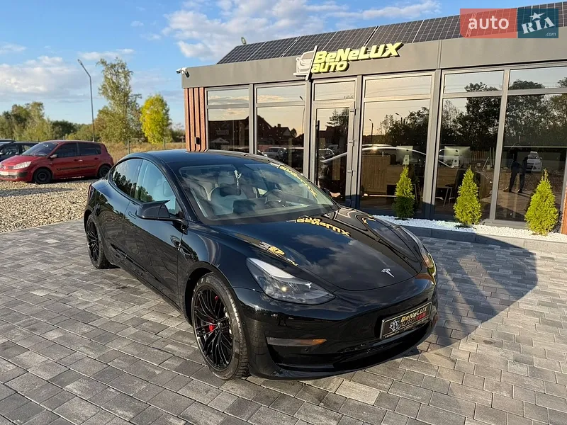 Tesla Model 3