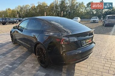 Седан Tesla Model 3 2021 в Коломые
