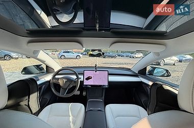 Седан Tesla Model 3 2021 в Коломые
