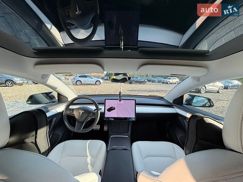 Седан Tesla Model 3 2021 в Коломые