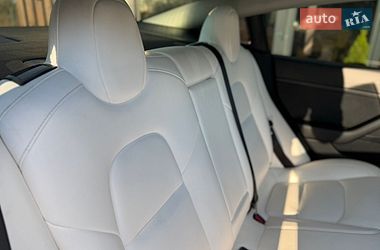 Седан Tesla Model 3 2021 в Коломые