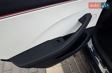 Седан Tesla Model 3 2025 в Кропивницькому