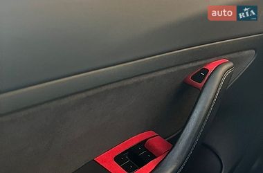 Седан Tesla Model 3 2020 в Києві