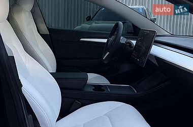 Седан Tesla Model 3 2021 в Львові